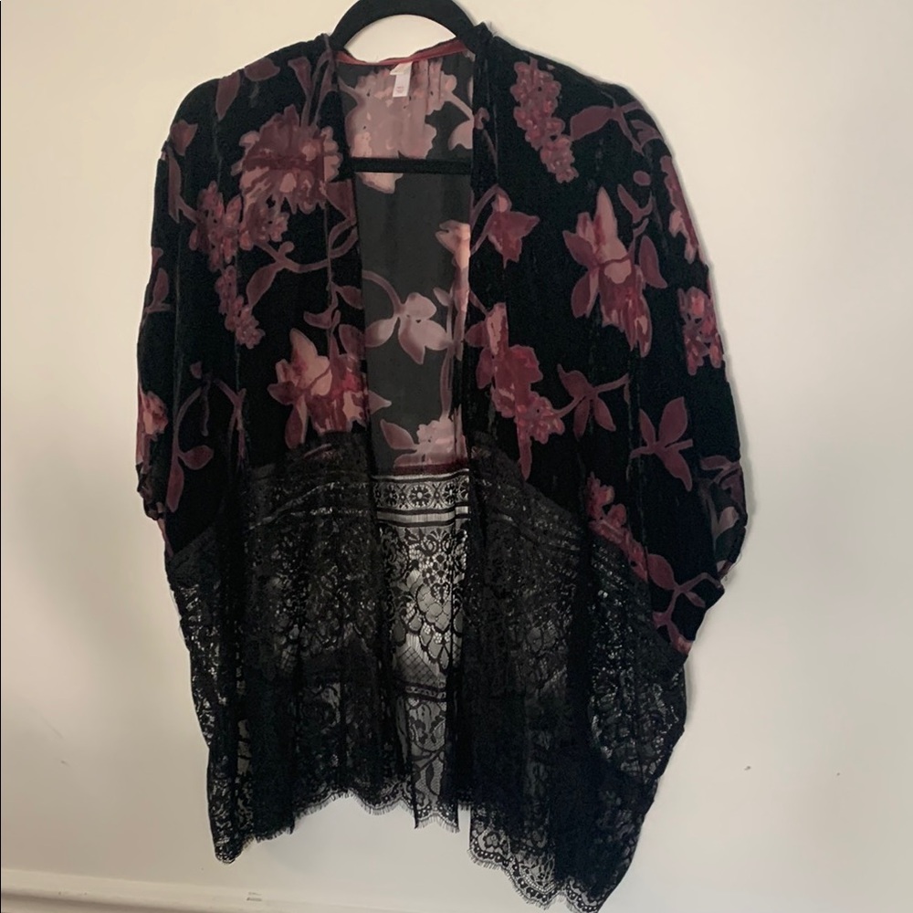 Boho. Floral Black and Pink Women's caftan